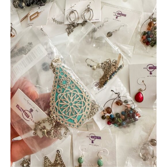 MEGA LOT Bundle of 48 Pieces of Jewelry - NWT! - Picture 11 of 16